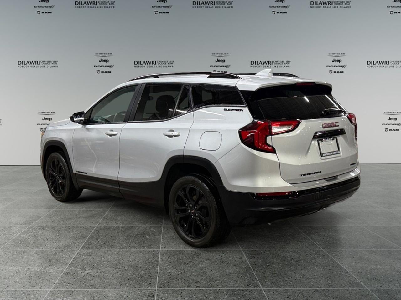 2022 GMC Terrain AWD 4DR SLE Photo2