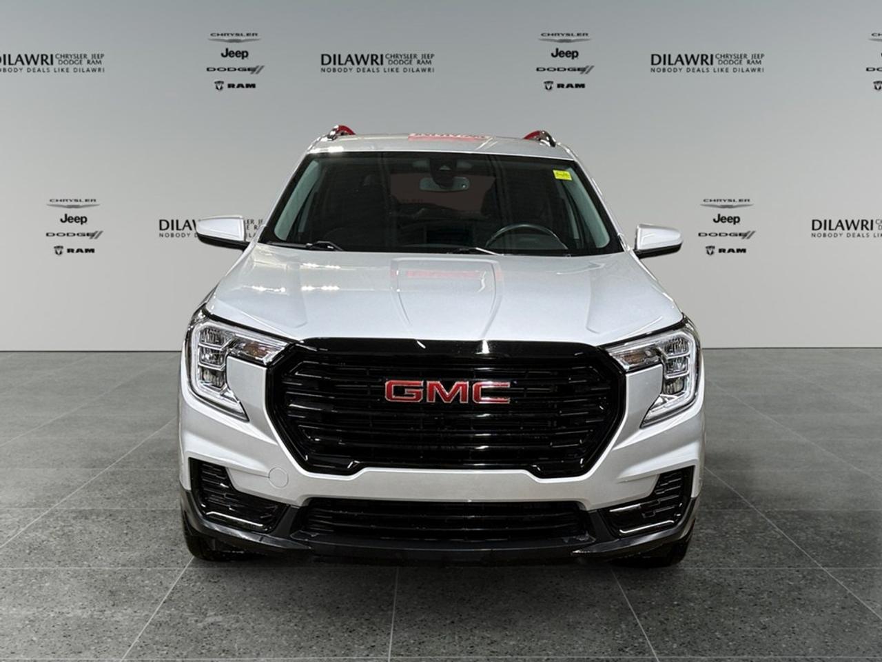 2022 GMC Terrain AWD 4DR SLE Photo