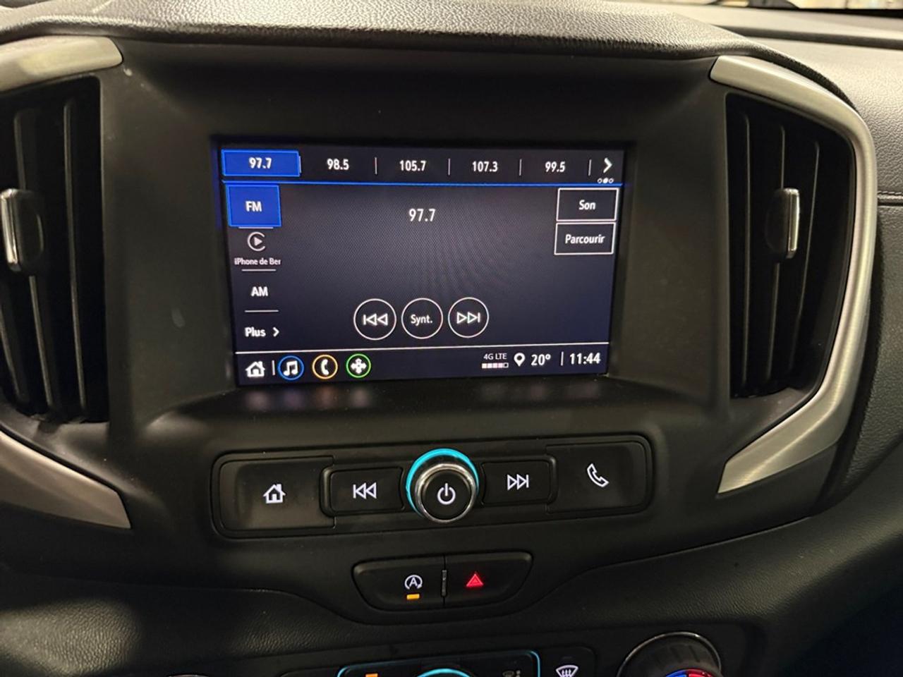 2022 GMC Terrain AWD 4DR SLE Photo