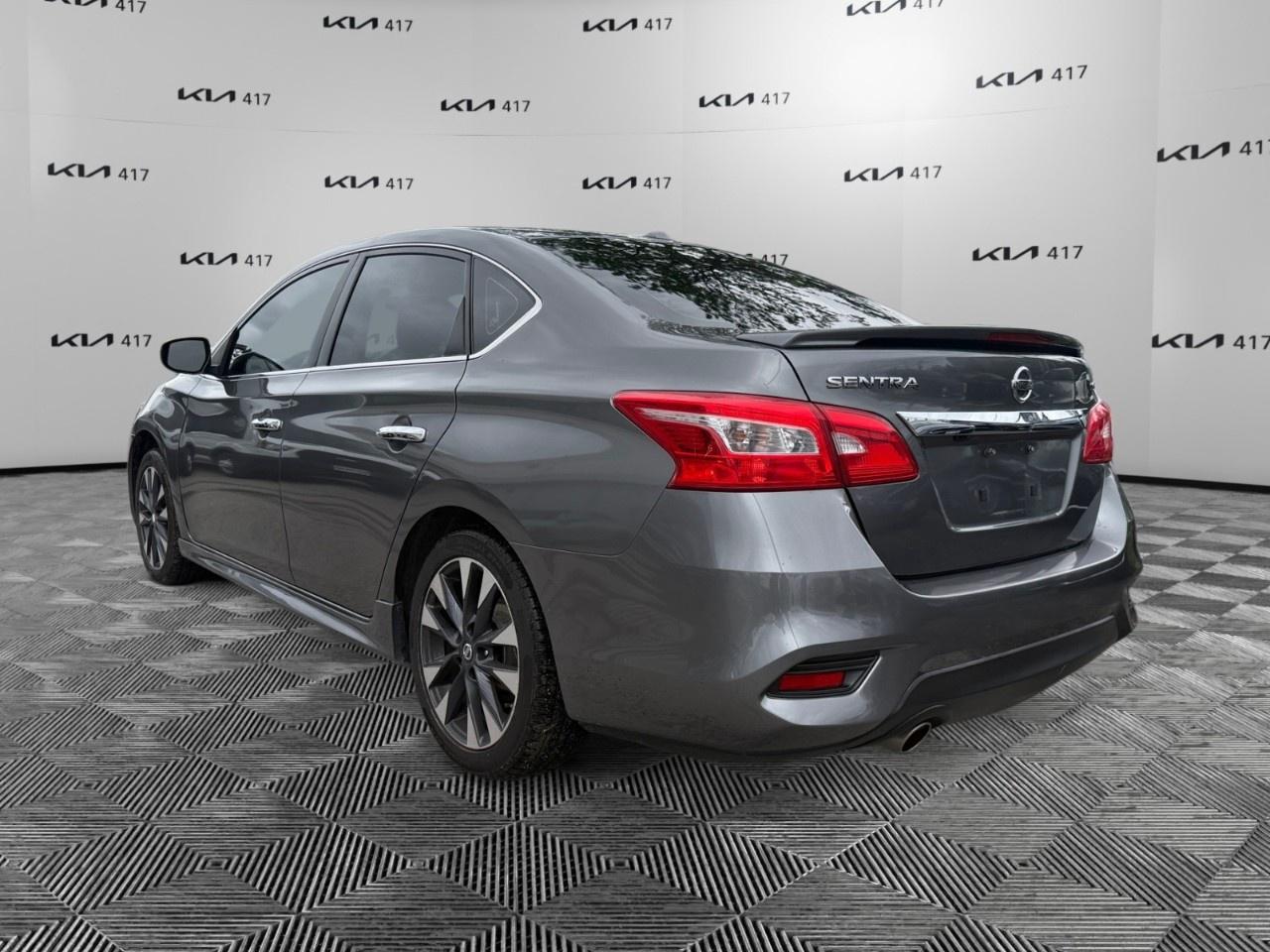 2016 Nissan Sentra 4DR SDN CVT SR Photo