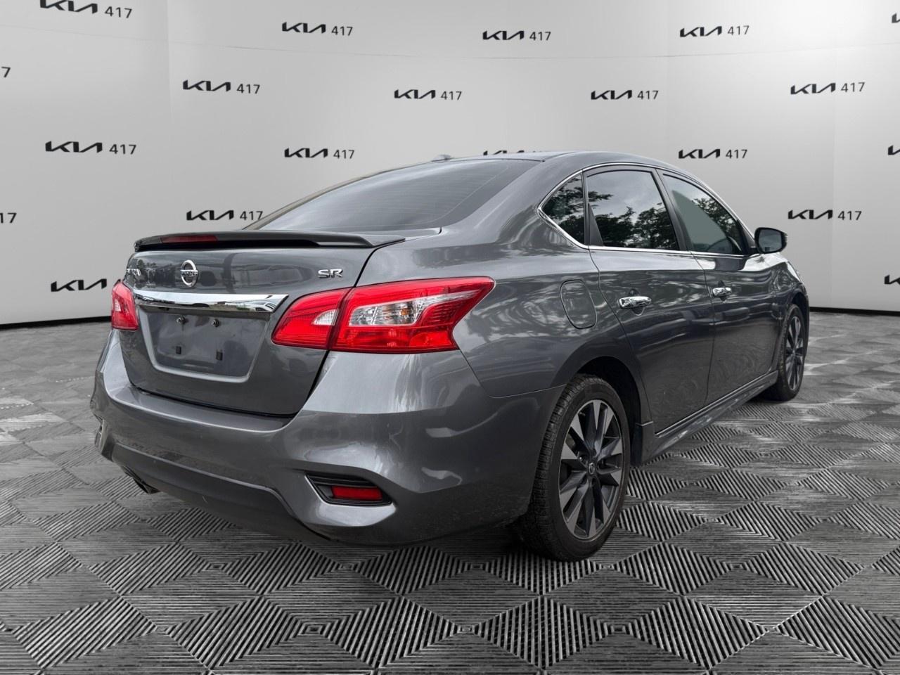 2016 Nissan Sentra 4DR SDN CVT SR Photo