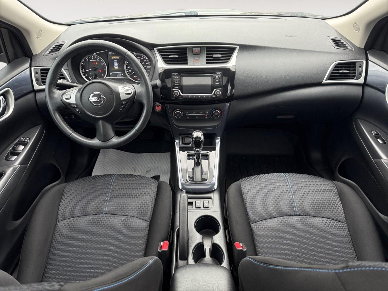 2016 Nissan Sentra 4DR SDN CVT SR Photo