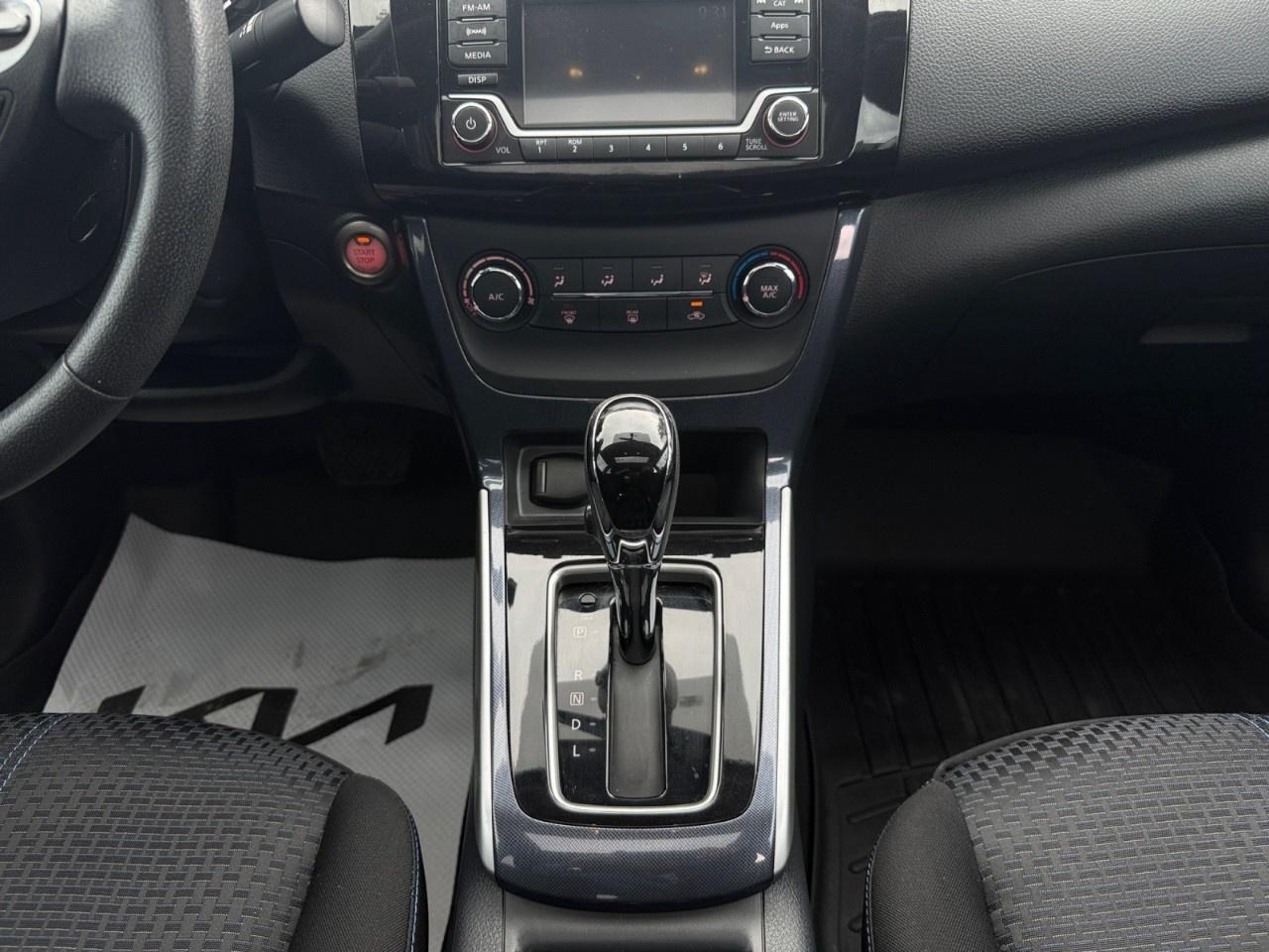 2016 Nissan Sentra 4DR SDN CVT SR Photo
