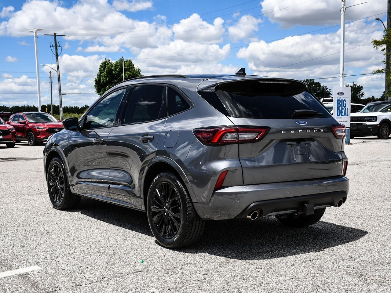 2024 Ford Escape ST-Line Elite Photo
