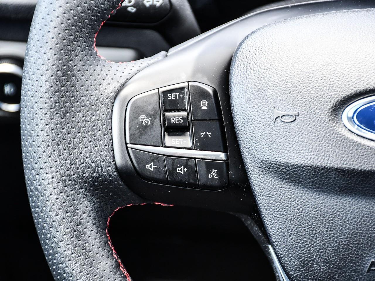 2024 Ford Escape ST-Line Elite Photo