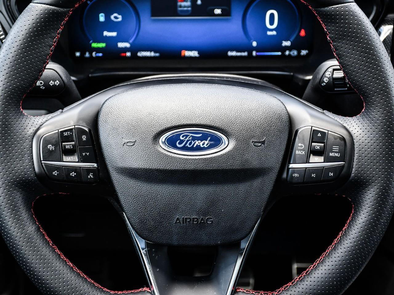 2024 Ford Escape ST-Line Elite Photo