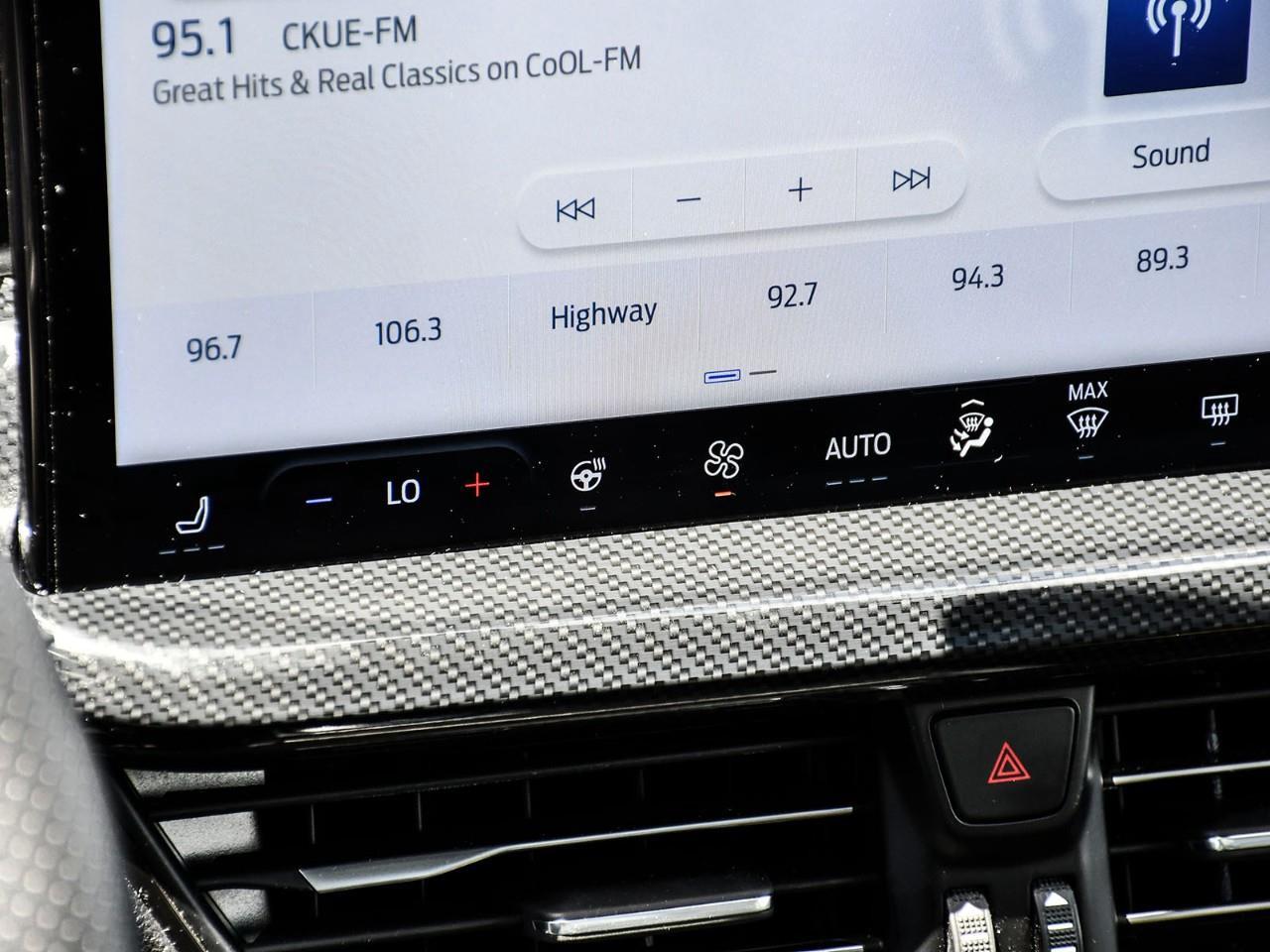 2024 Ford Escape ST-Line Elite Photo