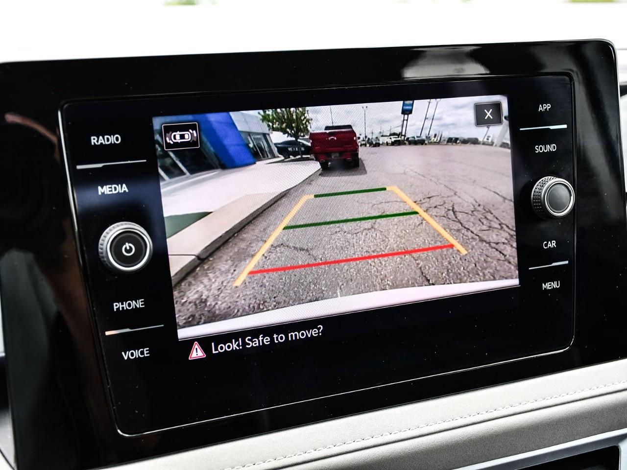 2025 Volkswagen Taos Comfortline Photo