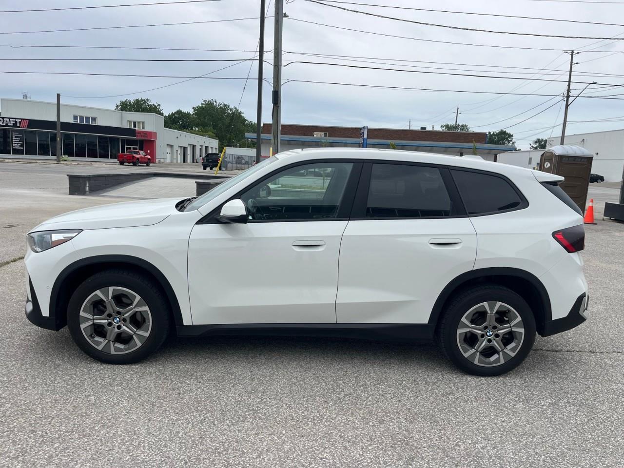 2023 BMW X1 xDrive28i Pano Roof | xDrive AWD | Heated Seats Photo