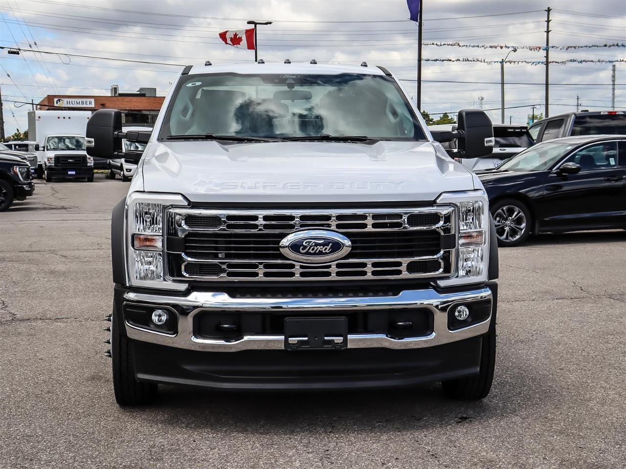 2026 Ford F-550 Chassis XLT Photo2