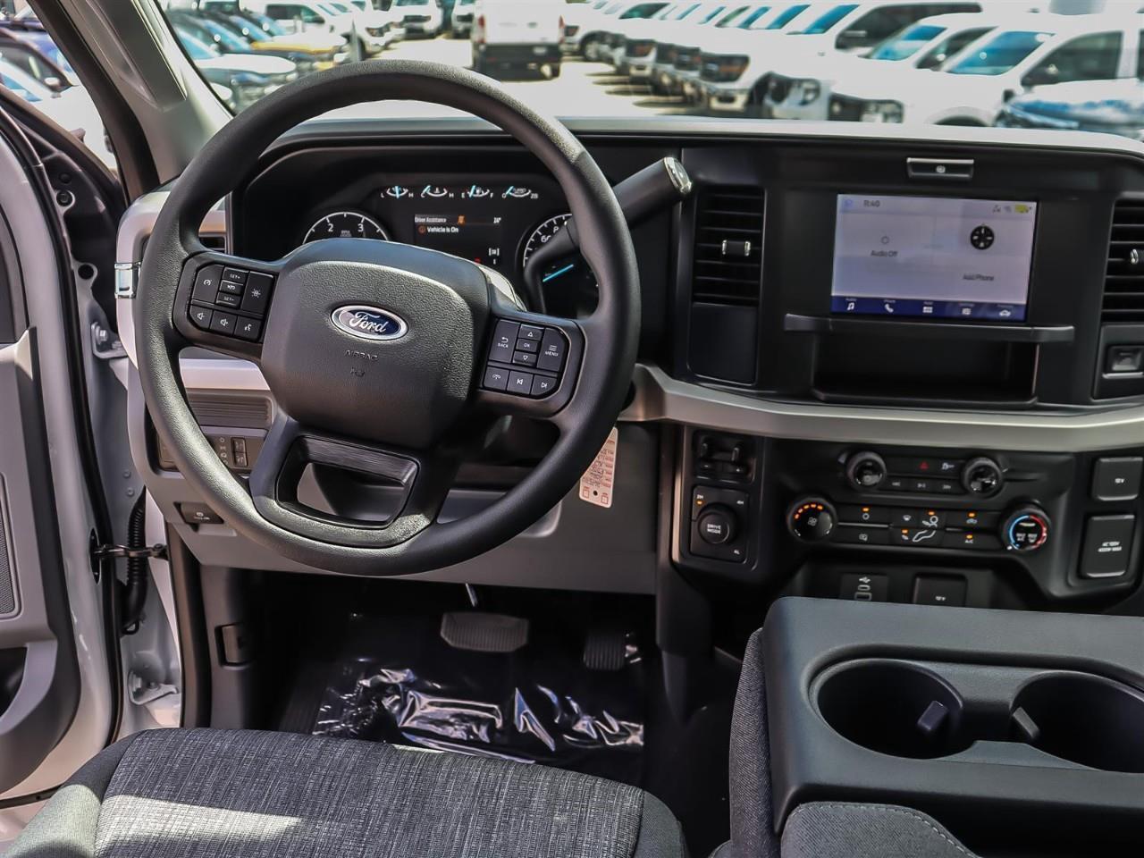 2026 Ford F-550 Chassis XLT Photo