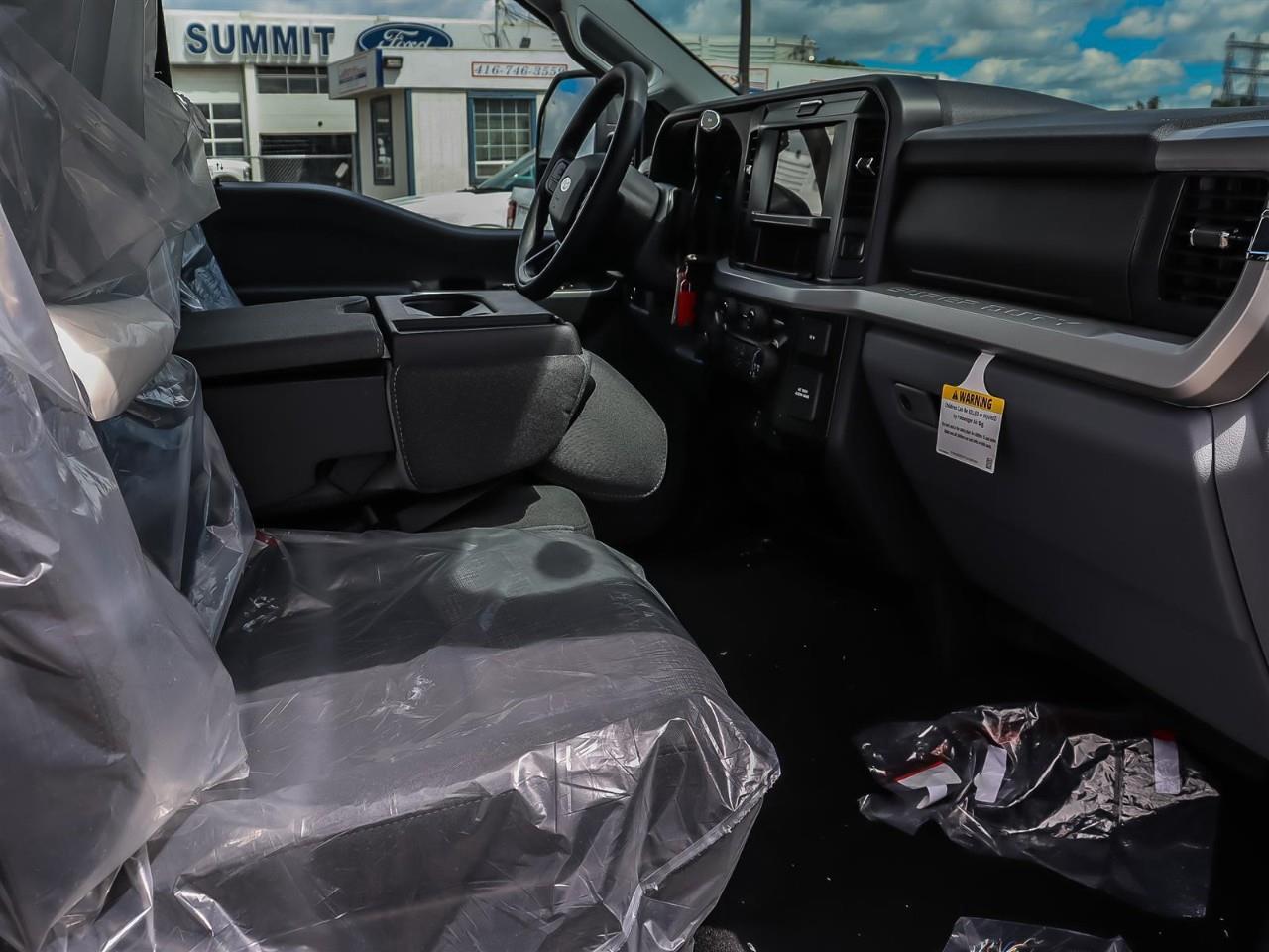 2026 Ford F-550 Chassis XLT Photo
