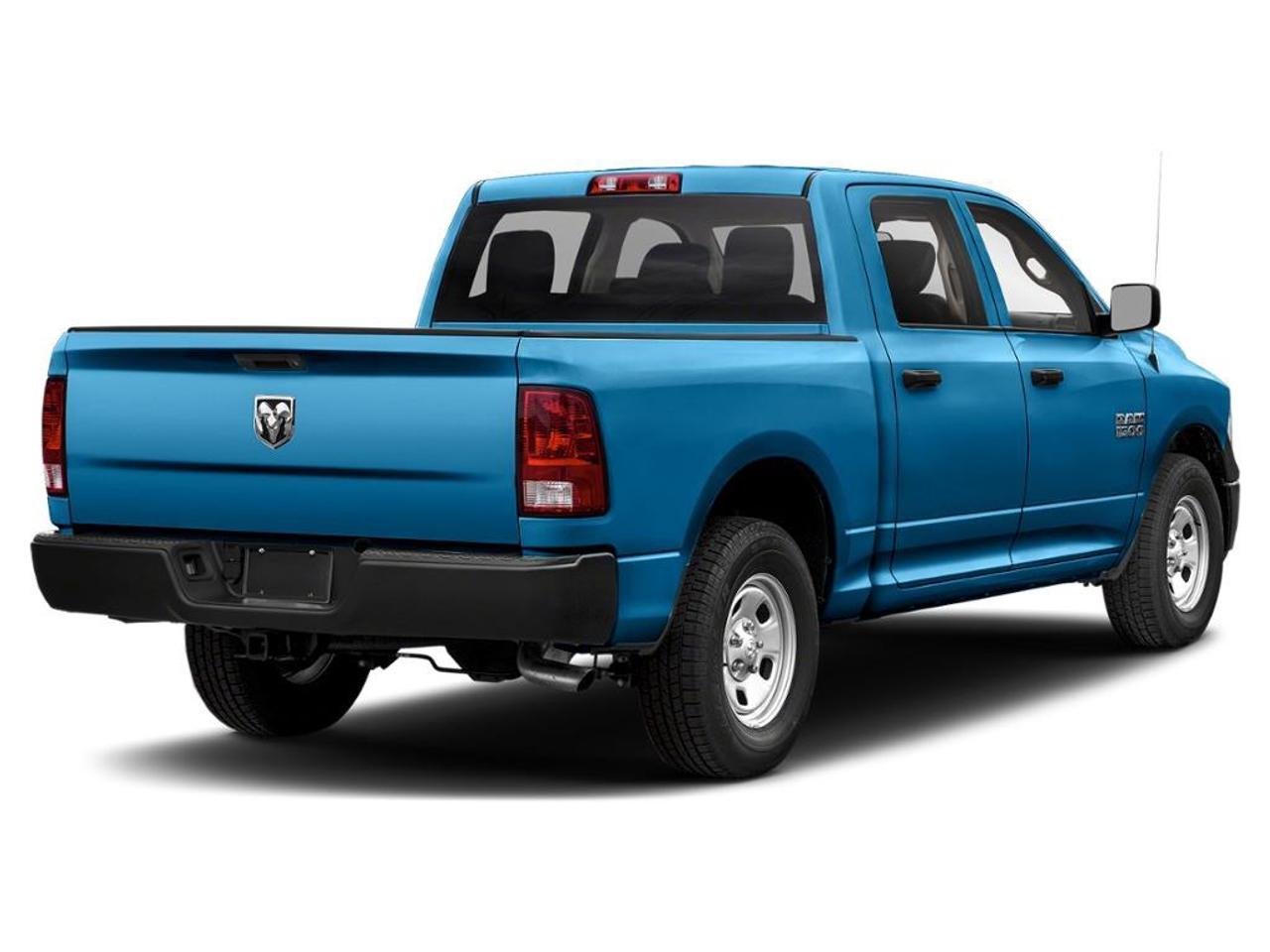 2021 RAM 1500 Classic TRADESMAN Photo2