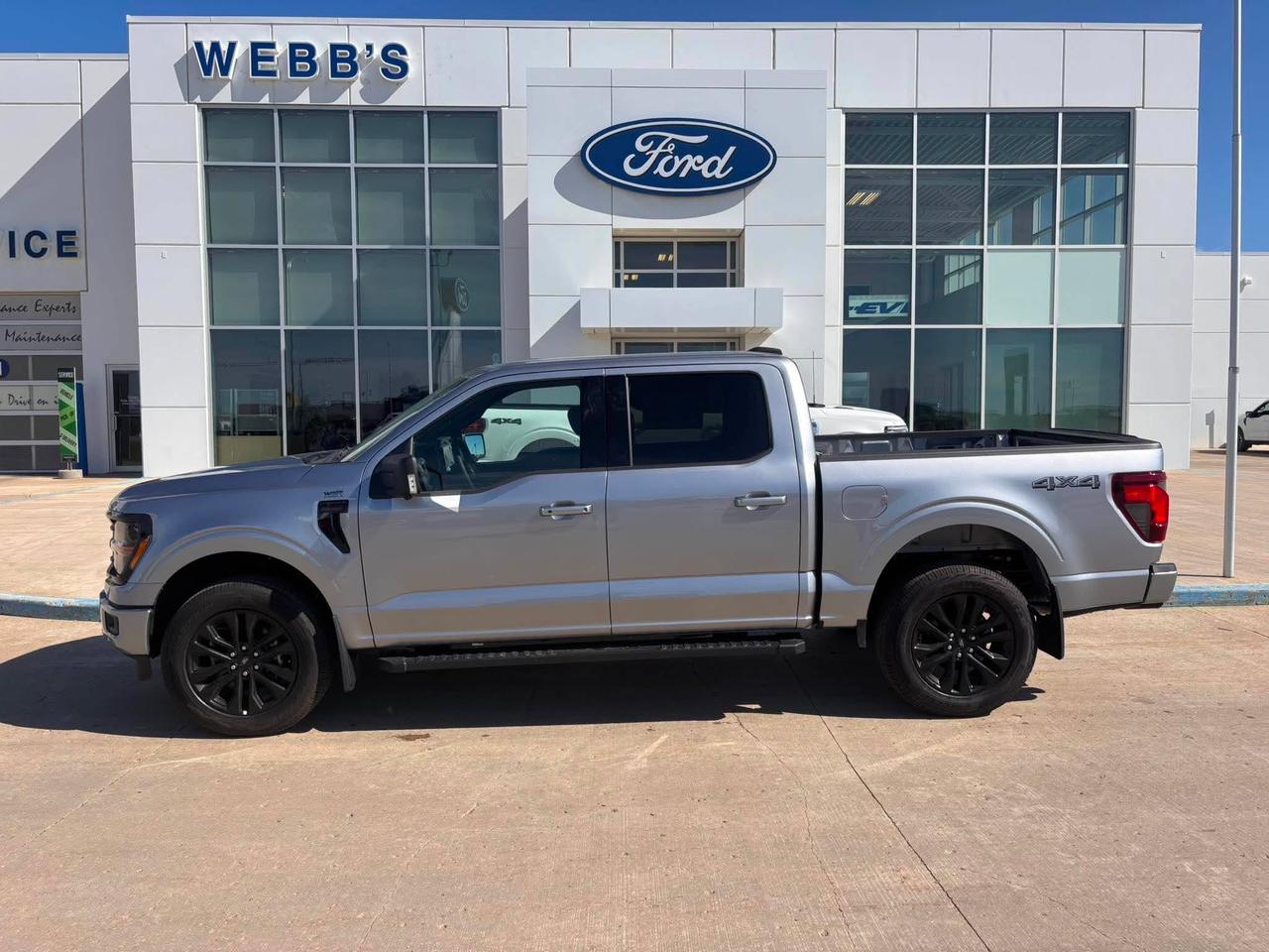 2026 Ford F-150 XLT 4WD SuperCrew 5.5' Box Photo4