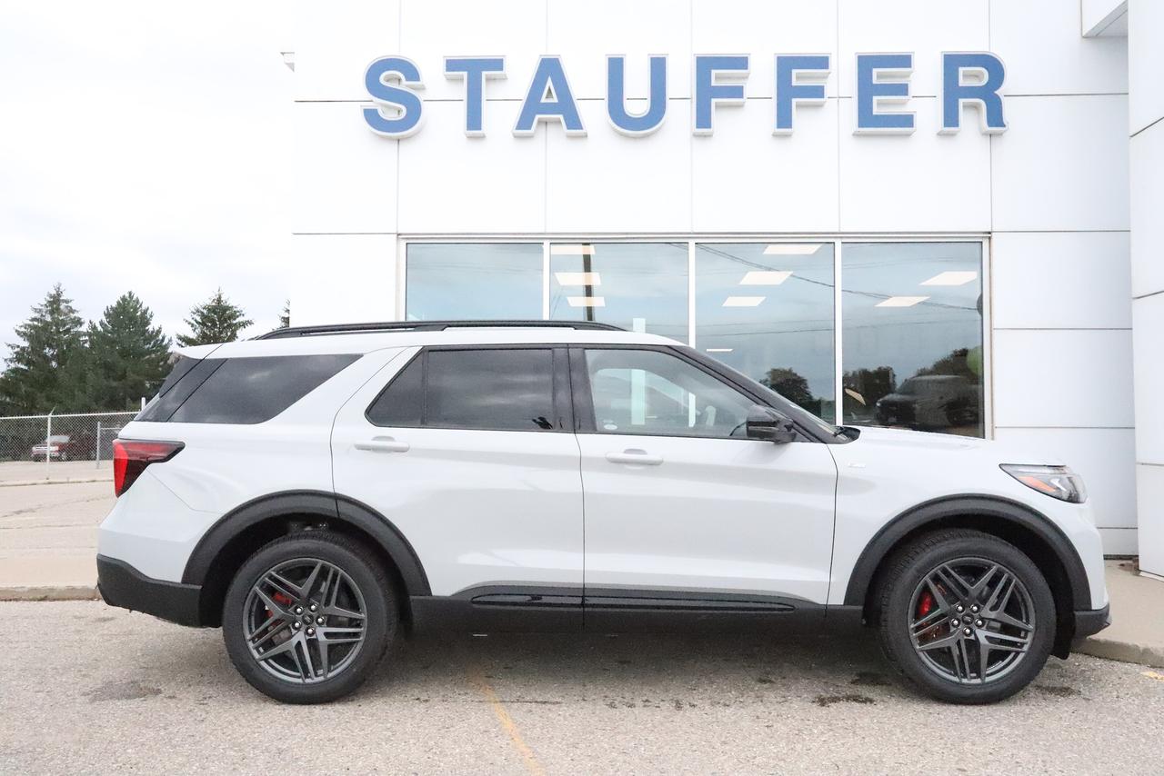 2027 Ford Explorer ST-Line 4WD Photo2
