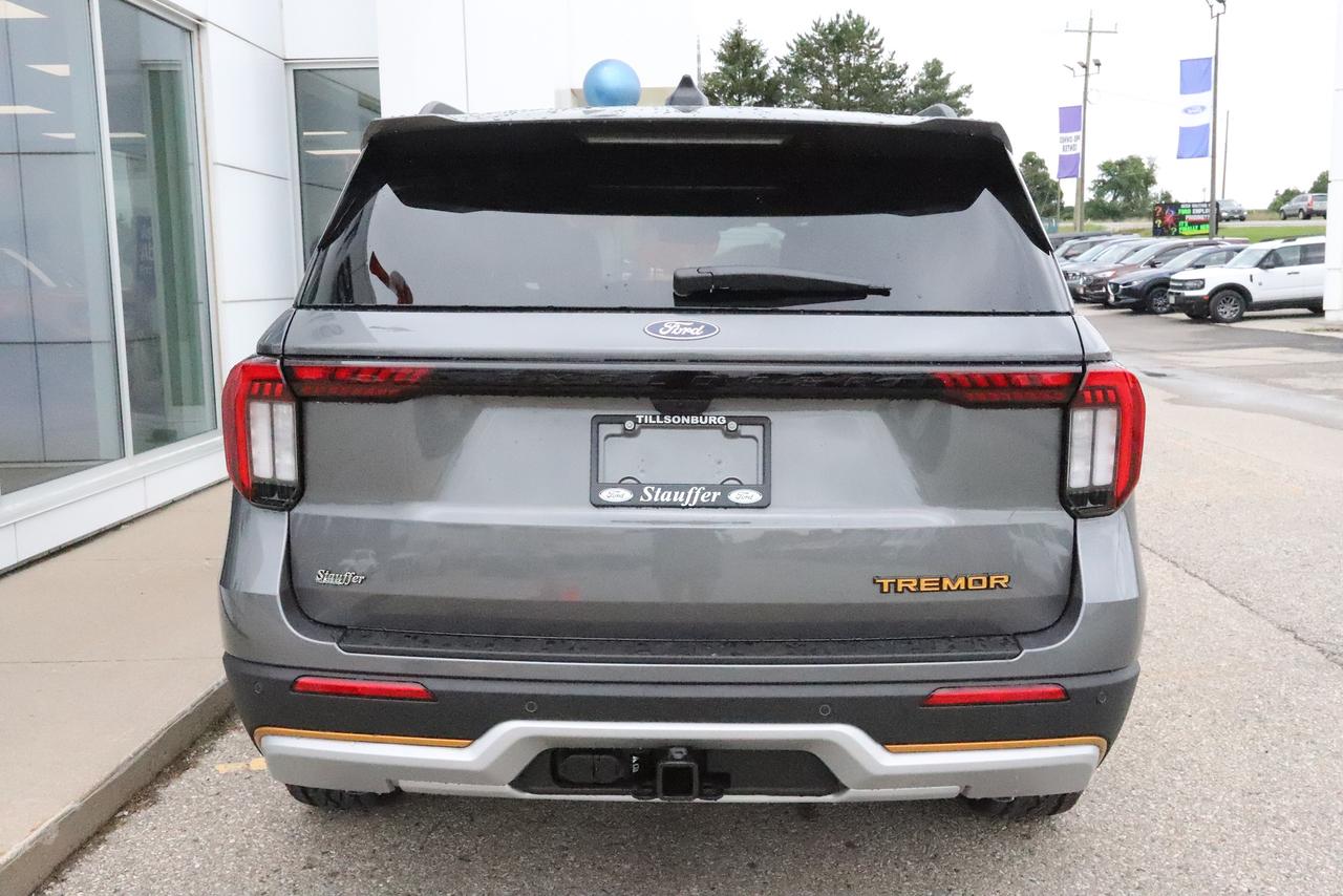 2027 Ford Explorer Tremor 4WD Photo4