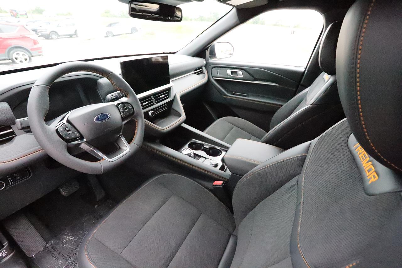 2027 Ford Explorer Tremor 4WD Photo1