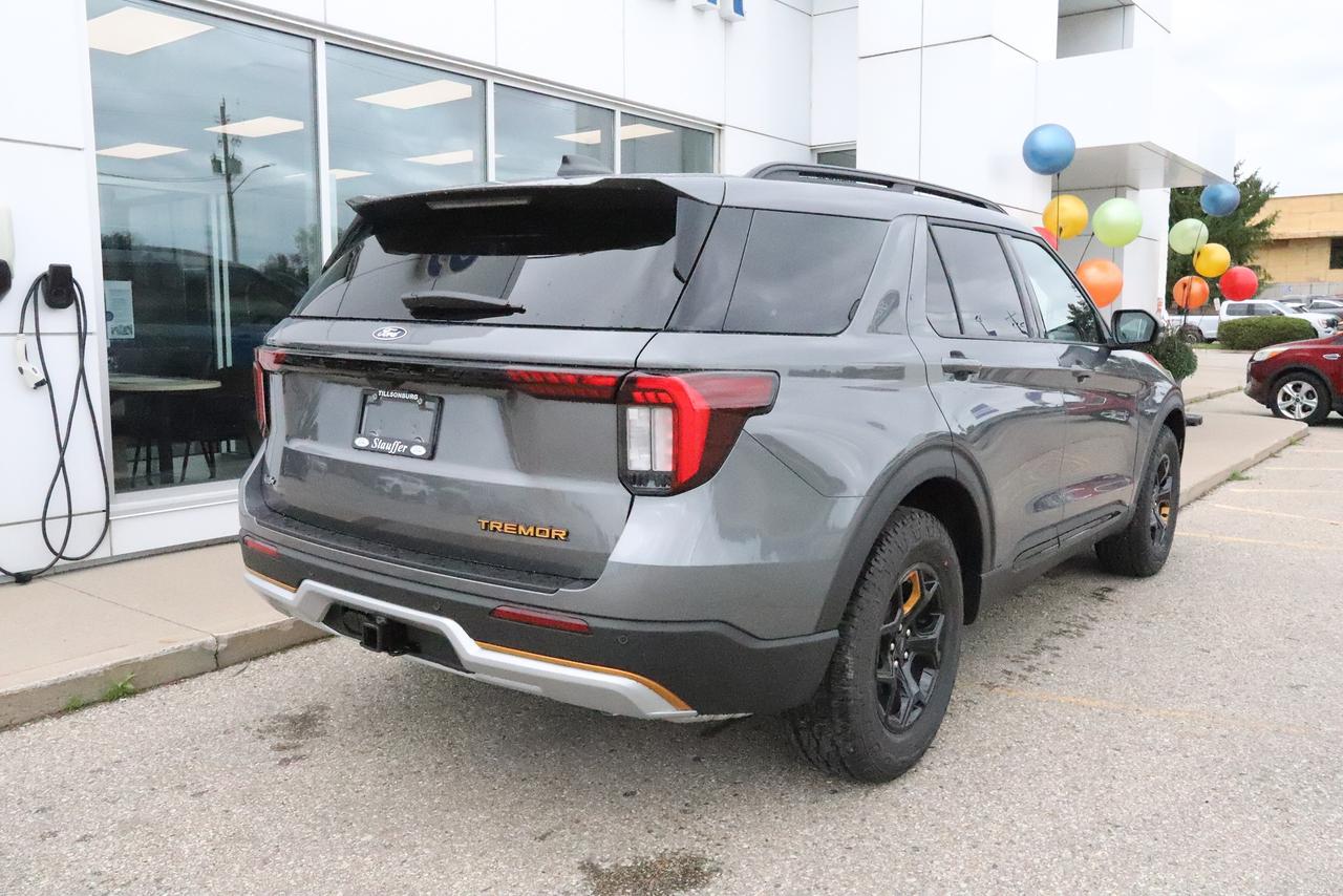 2027 Ford Explorer Tremor 4WD Photo3
