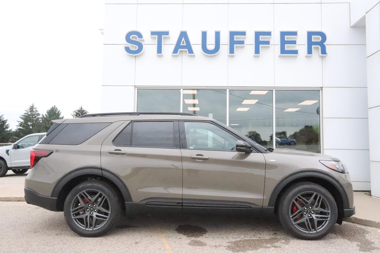 2027 Ford Explorer ST-Line 4WD Photo2