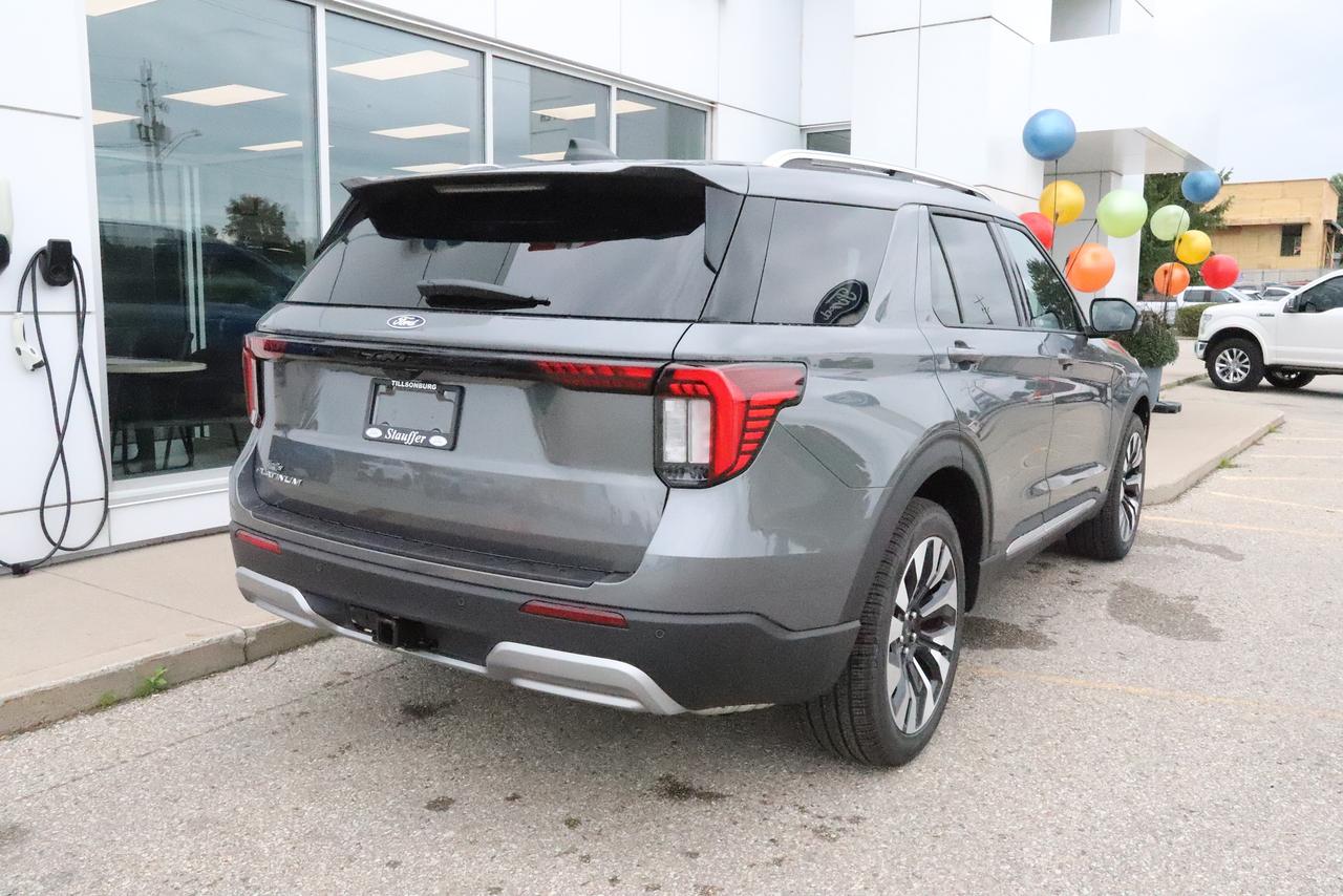 2027 Ford Explorer Platinum 4WD Photo3