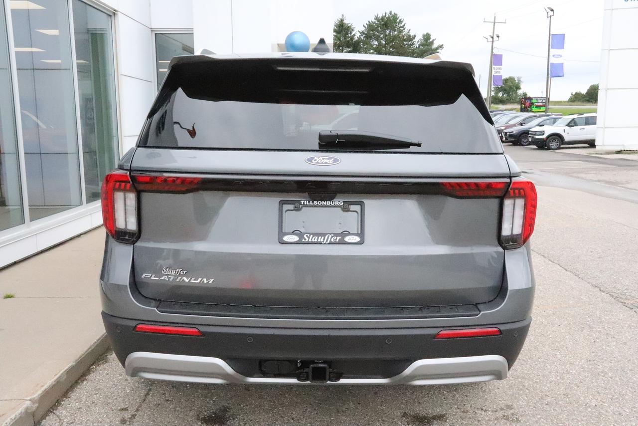 2027 Ford Explorer Platinum 4WD Photo4