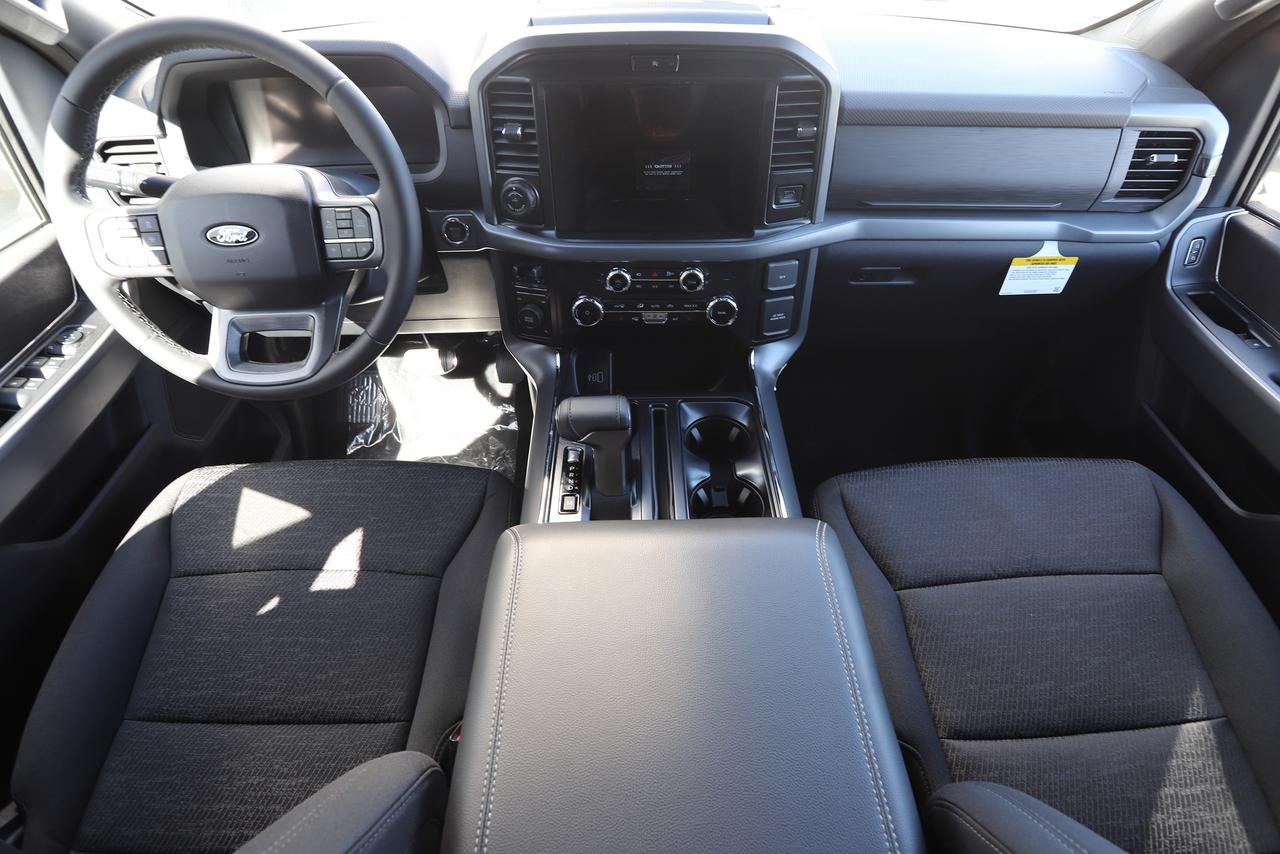 2026 Ford F-150 XLT 4WD SuperCrew 5.5' Box Photo