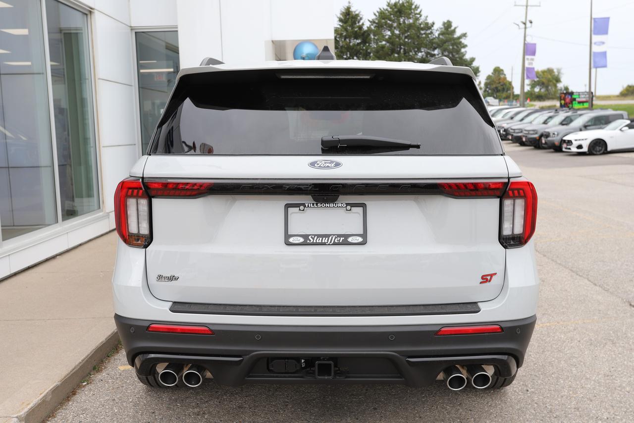 2027 Ford Explorer ST 4WD Photo4