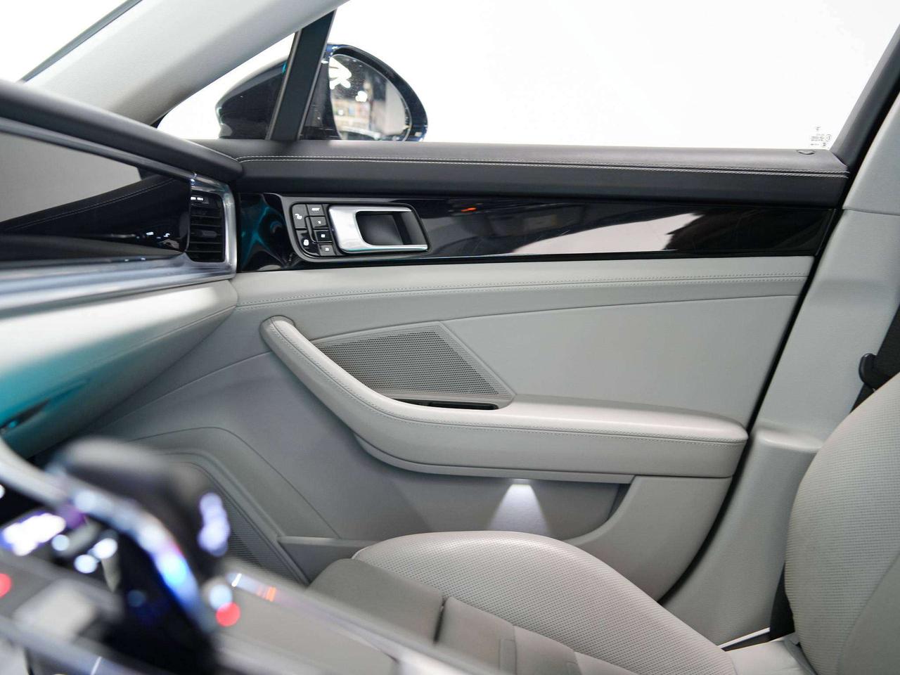 2018 Porsche Panamera 4S | PREMIUM PLUS PKG | PANO | BOSE Photo