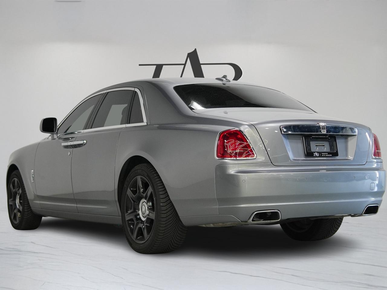 2011 Rolls Royce Ghost PANO | DVD | 20 IN Photo