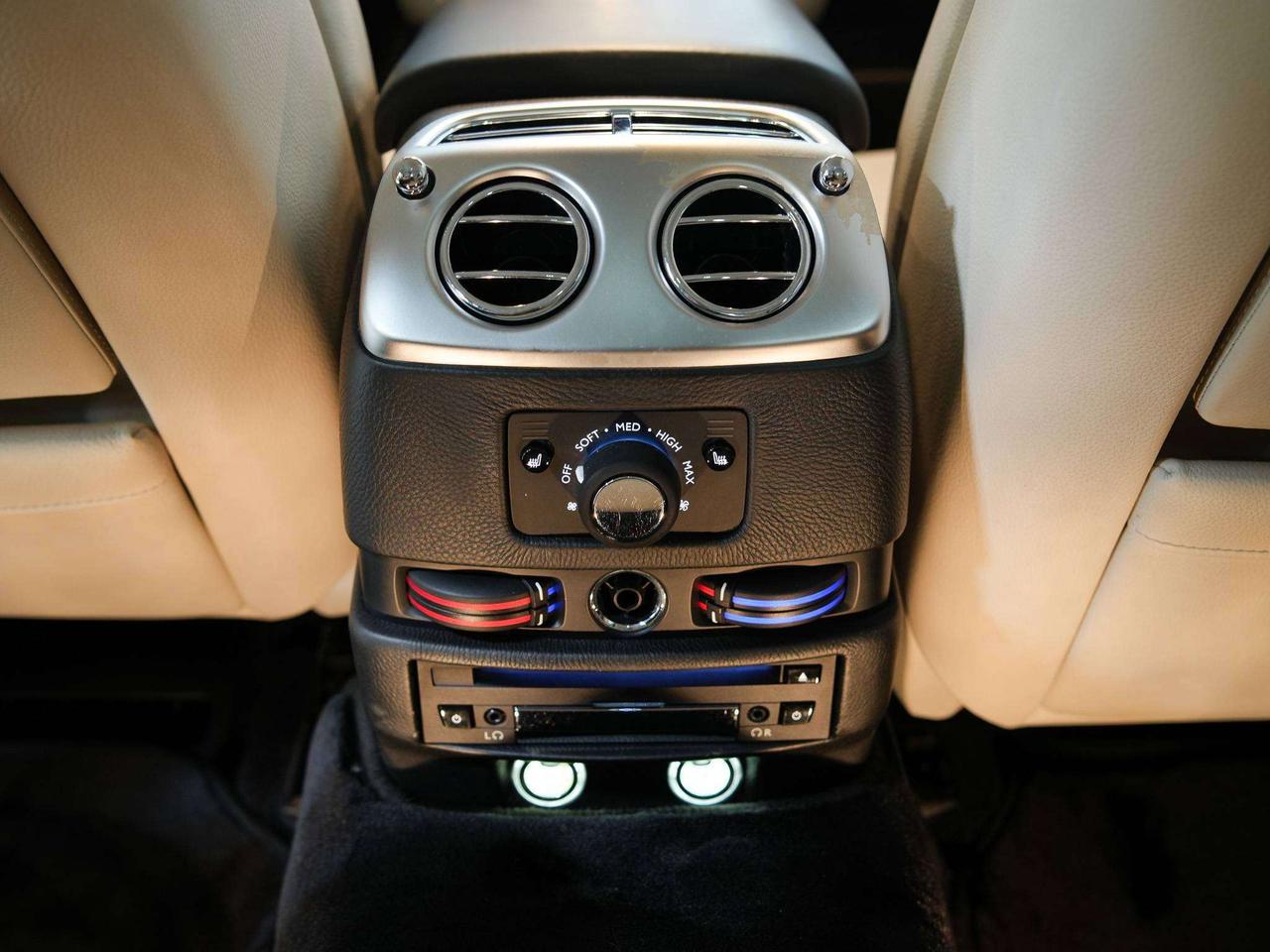 2011 Rolls Royce Ghost PANO | DVD | 20 IN Photo