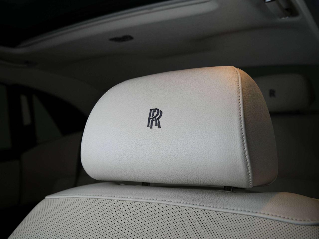 2011 Rolls Royce Ghost PANO | DVD | 20 IN Photo