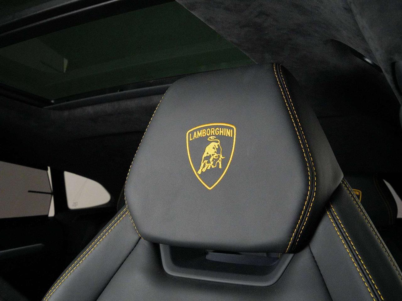 2022 Lamborghini Urus HUD | 22 IN Photo