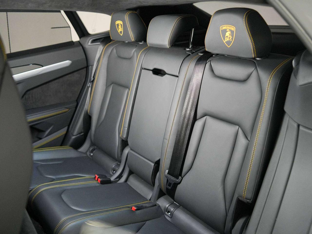 2022 Lamborghini Urus HUD | 22 IN Photo