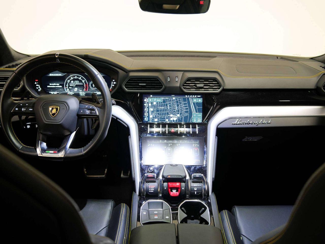2022 Lamborghini Urus HUD | 22 IN Photo