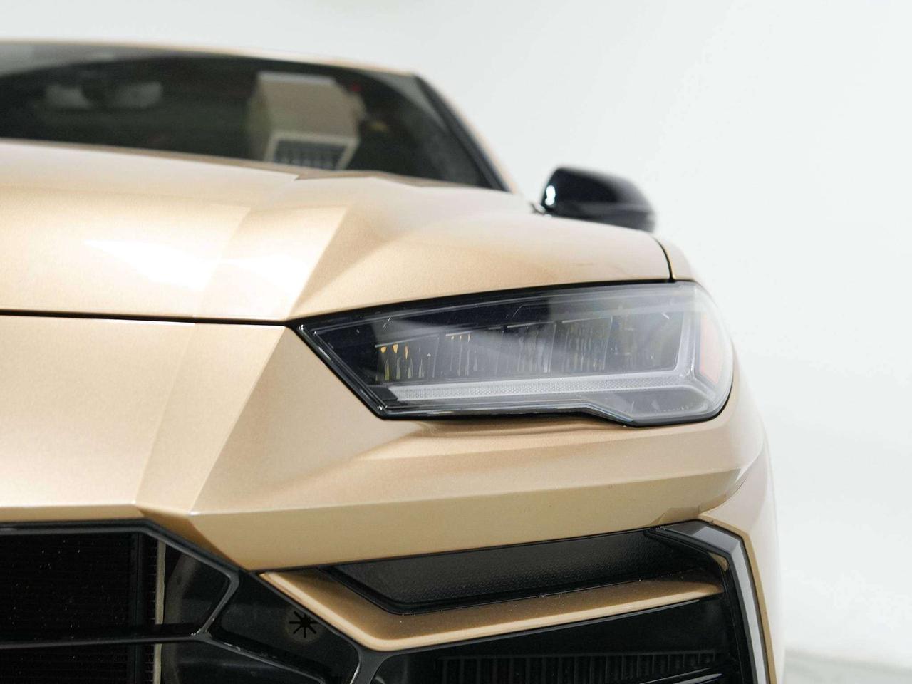 2022 Lamborghini Urus HUD | 22 IN Photo