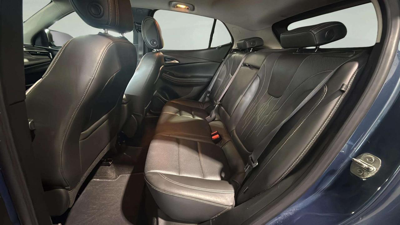 2024 Buick Encore AVENIR AWD| CLN CARFAX| CONVENIENCE PKG|19" ALLOYS Photo
