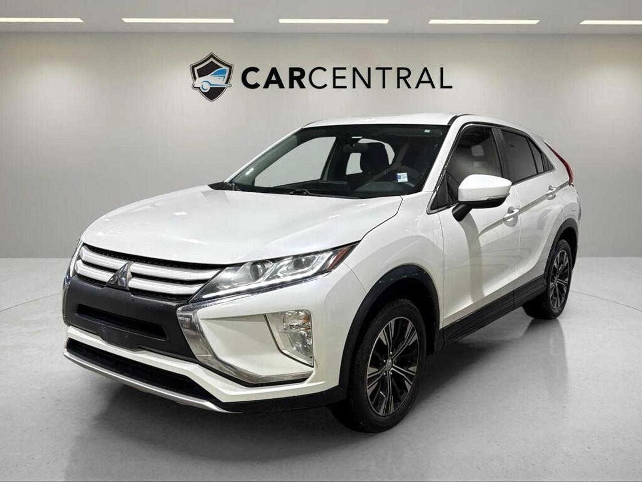 2019 Mitsubishi Eclipse Cross ES | HEATED SEATS| CLEAN CARFAX | AWD Photo0
