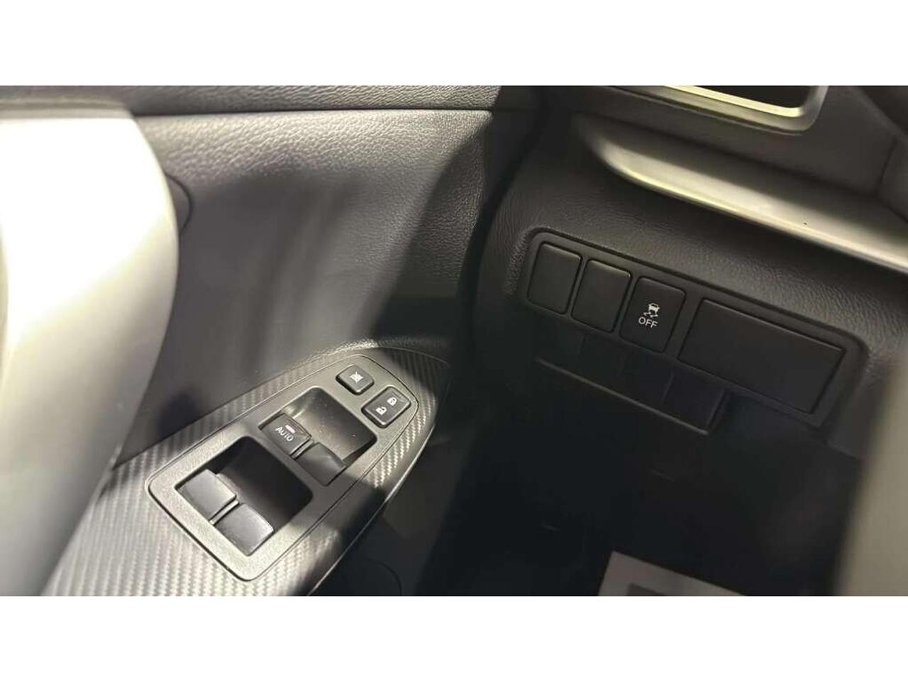 2019 Mitsubishi Eclipse Cross ES | HEATED SEATS| CLEAN CARFAX | AWD Photo