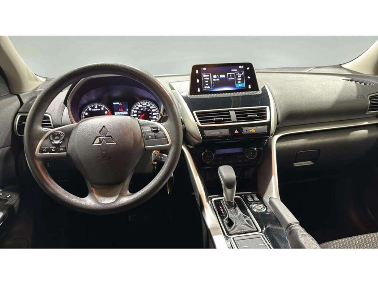 2019 Mitsubishi Eclipse Cross ES | HEATED SEATS| CLEAN CARFAX | AWD Photo