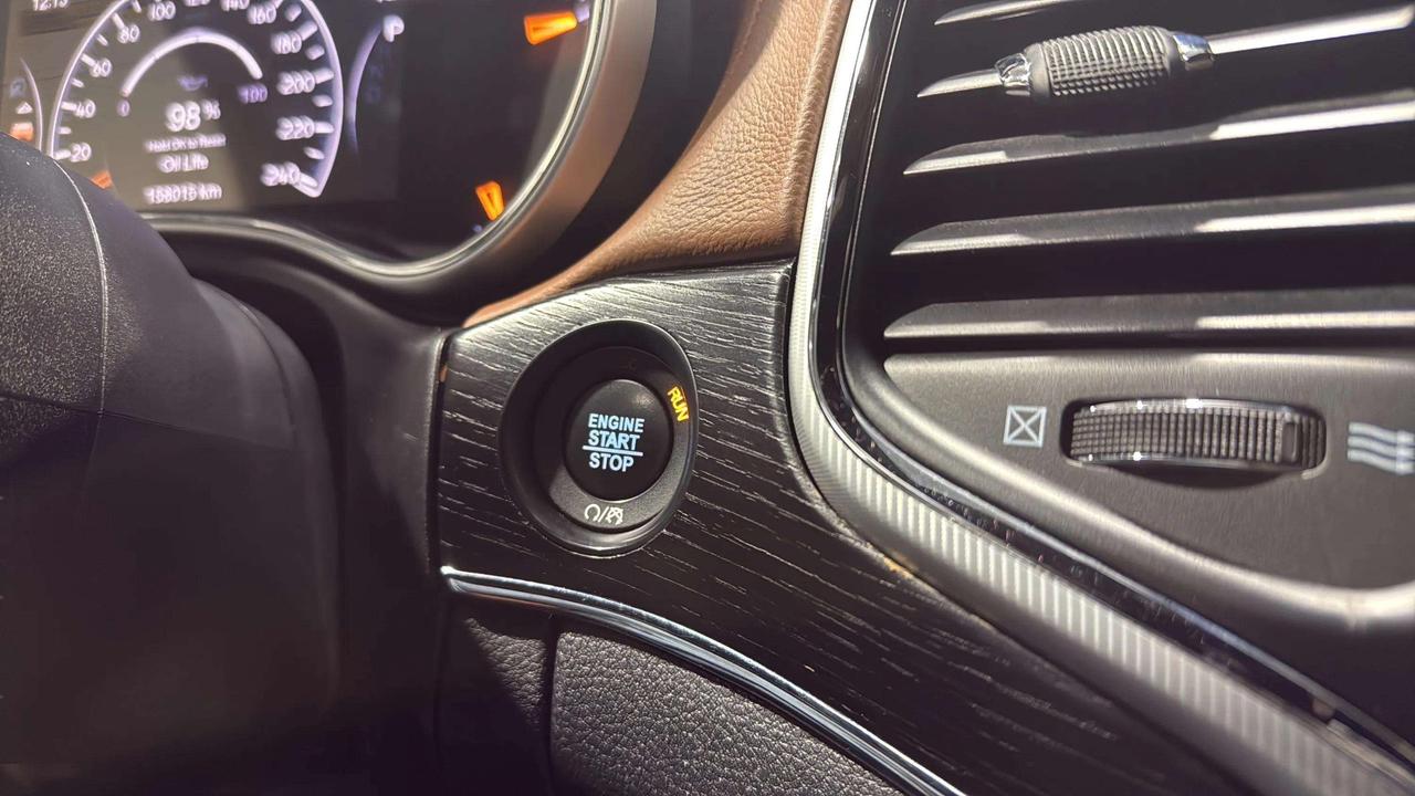 2018 Jeep Grand Cherokee SUMMIT | CLEAN CARFAX | DIESEL Photo