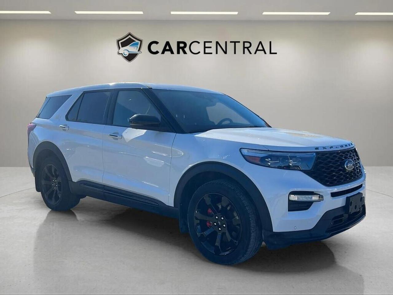 2022 Ford Explorer ST  AWD| Clean CARFAX| Blind Spot| Navi Photo