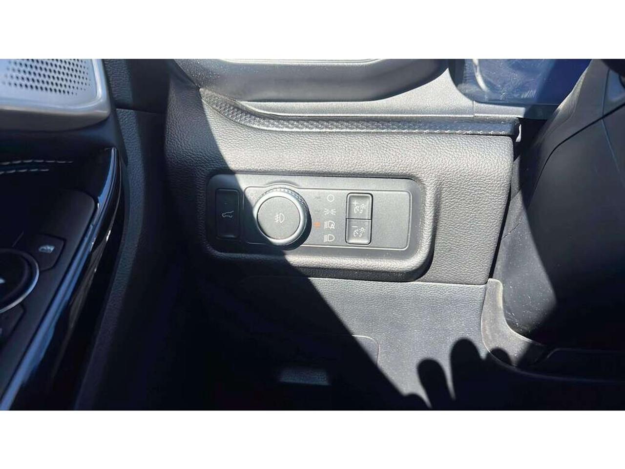 2022 Ford Explorer ST  AWD| Clean CARFAX| Blind Spot| Navi Photo