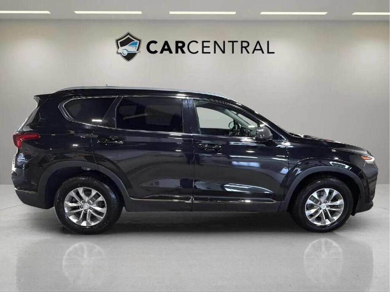 2019 Hyundai Santa Fe ESSENTIAL| CRUISE | CARPLAY| HTD STEERING| 4CYL Photo