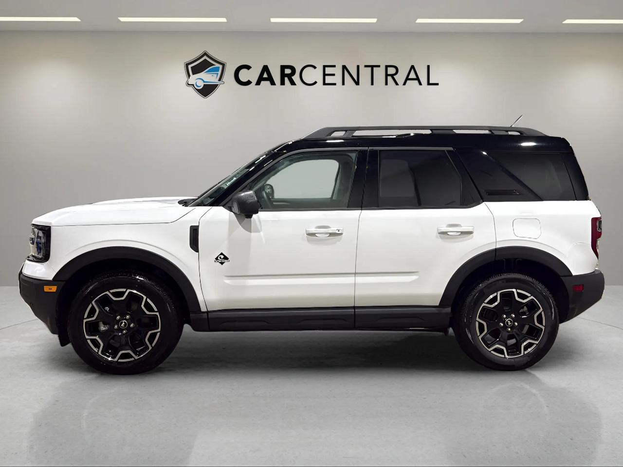 2025 Ford Bronco Sport OUTERBANKS | CLEAN CARFAX | 360 CAM | 13.2" SCREEN Photo