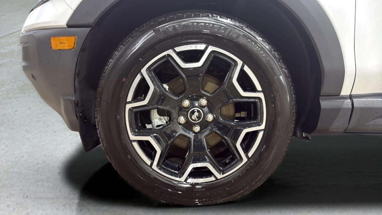 2025 Ford Bronco Sport OUTERBANKS | CLEAN CARFAX | 360 CAM | 13.2" SCREEN Photo