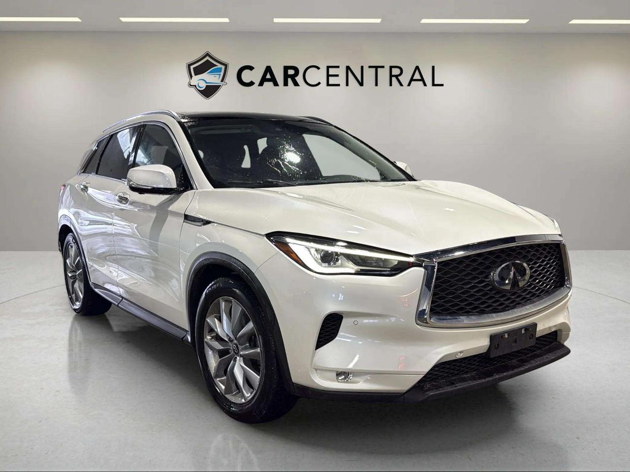 2019 Infiniti QX50 Essential Awd Photo