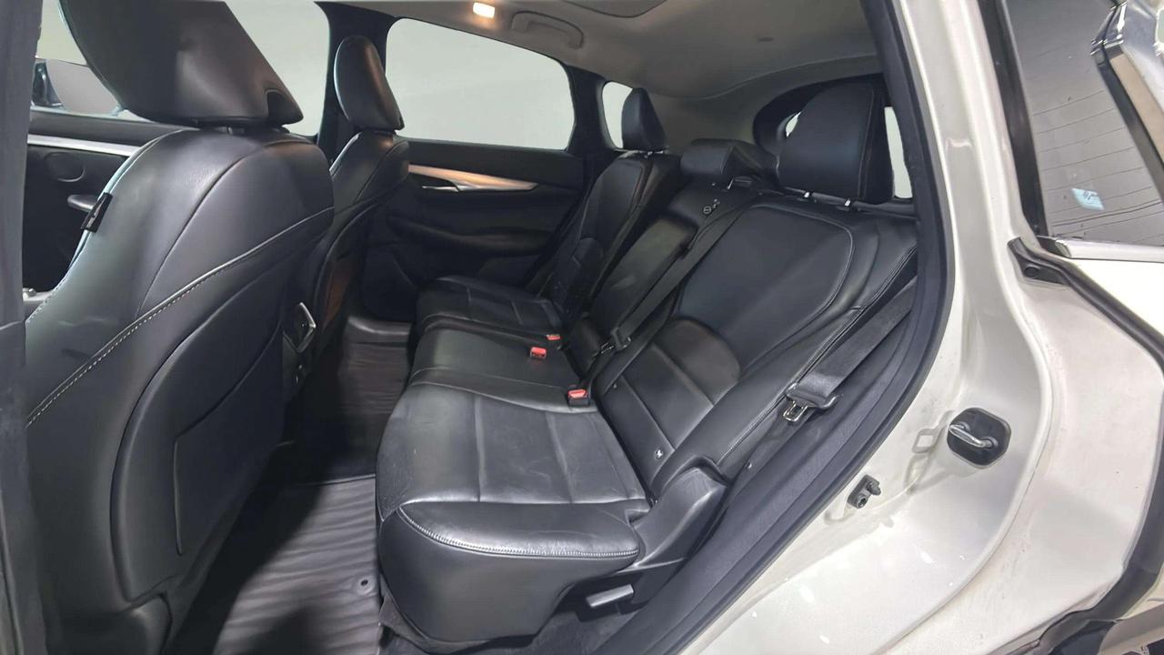 2019 Infiniti QX50 Essential Awd Photo