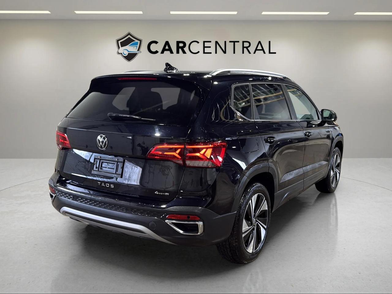 2023 Volkswagen Taos HIGHLINE AW|D 1OWNER| CLEAN CARFAX| PANO | CARPLAY Photo