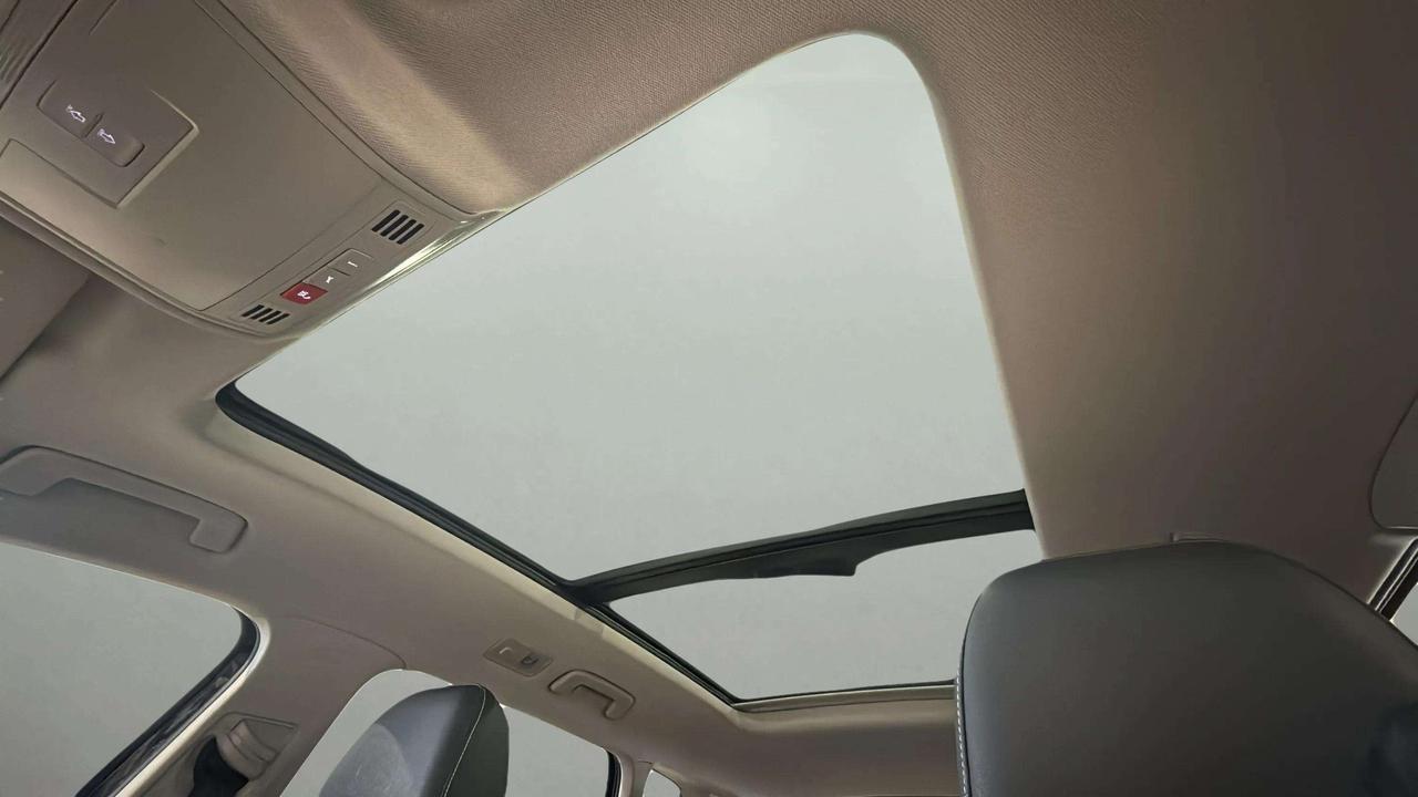 2023 Volkswagen Taos HIGHLINE AW|D 1OWNER| CLEAN CARFAX| PANO | CARPLAY Photo
