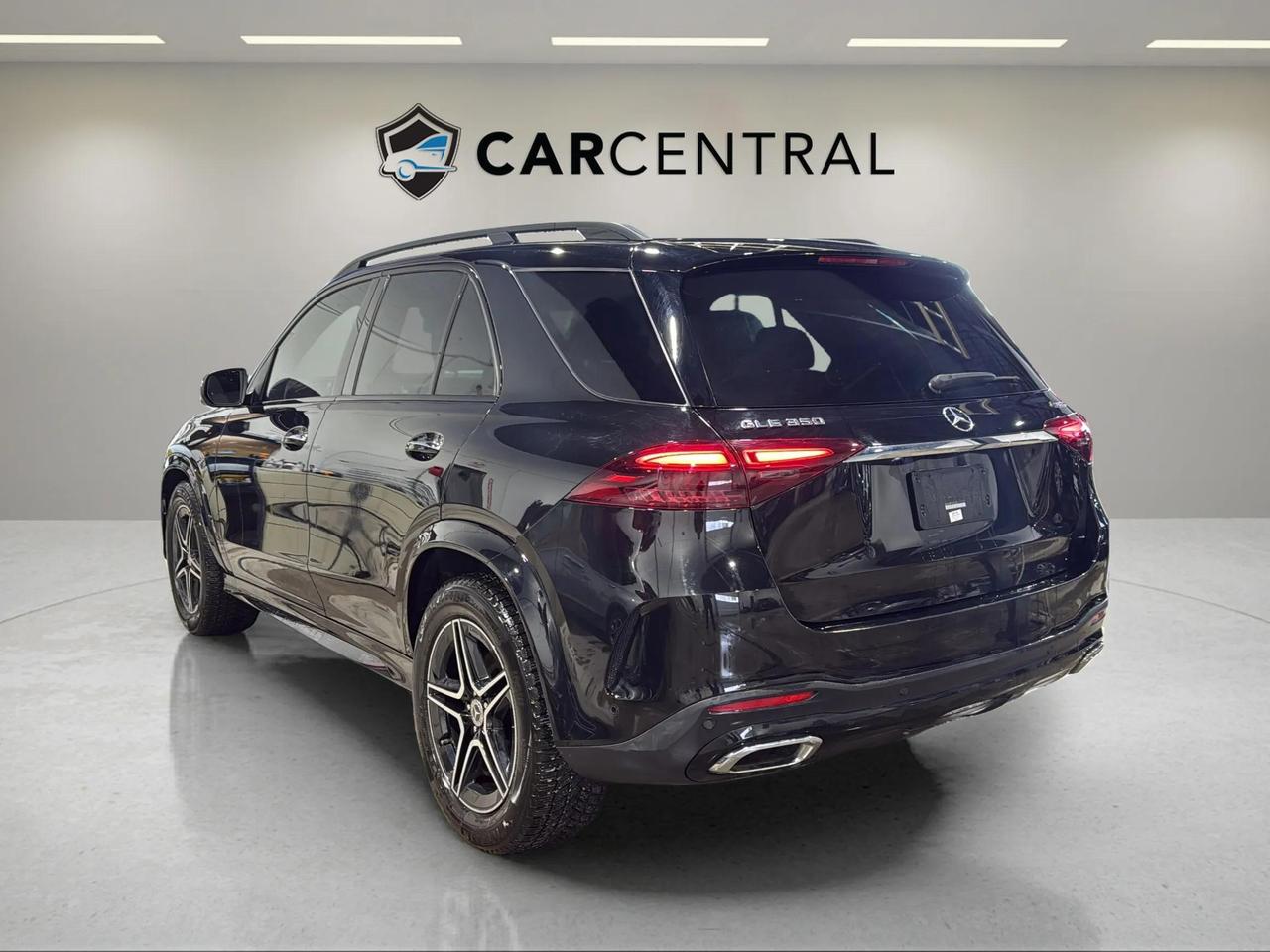 2025 Mercedes-Benz GLE GLE 350| WINTER TIRES | 360 | PANO | CLEAN CARFAX Photo